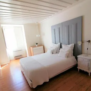 Madalena Hermitage Apartment