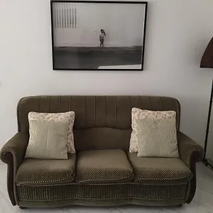 Apartment Paul Harris